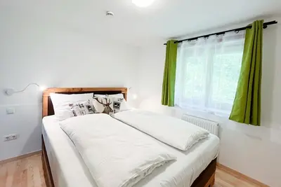 Image de Burgblick Lodge 19 - Wild green