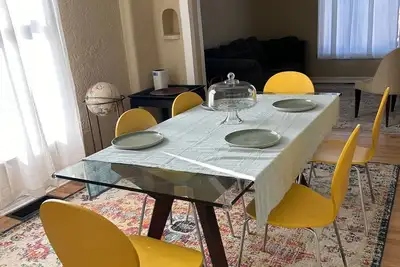 Image de Airy, Bright Charming 2-bedroom bungalow in Denver's RiNO with WiFi