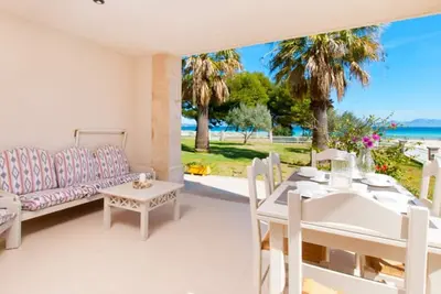 Image de Appartement de vacances \"Sun Of The Bay Vidalba-Bloq2 Apto 1\" avec vue sur la mer