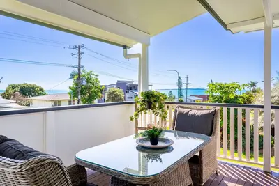Image de Seabreeze Cottage nestled in Meikleville Hill!