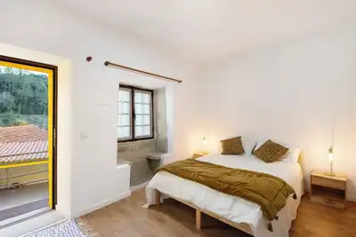 Image de Chambre 'Quarto 4 Piso Superior - Quinta Df' avec vue montagne, Wi-Fi et climatisation