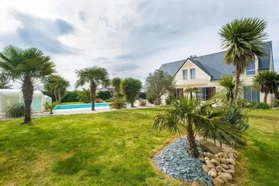 Image de Villa '- Piscine Chauffée, bain à remous' avec piscine privée, terrasse privée et Wi-Fi