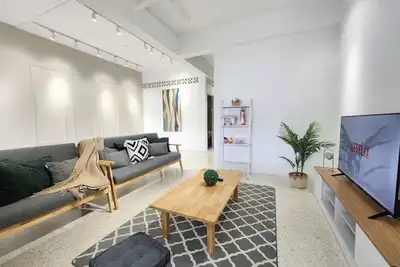 Image de Spacious 5bedroom Petaling Jaya Landed Home at Seksyen 17, 18pax\/Jaya1\/Phileo\/Um