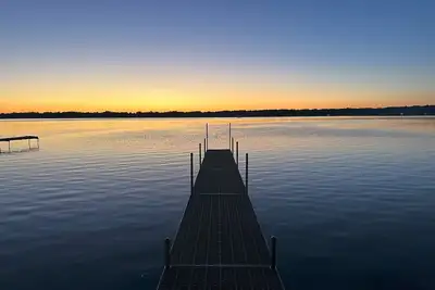 Image de Newly Renovated cottage On Wolf Lake! ! ! Boating, Sxs and more!