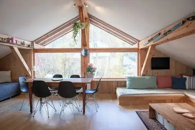 Image de Bijou cottage with sauna, garden, free parking & Netflix