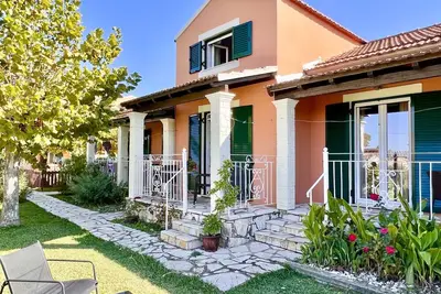 Image de Litsa Beach Maisonette
