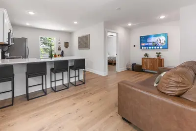 Image de Modern Carriage House Indy