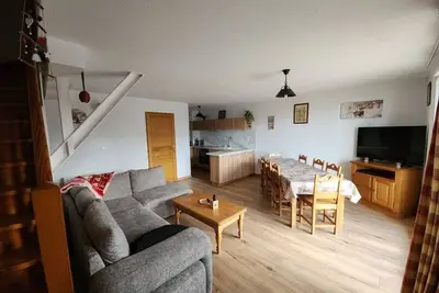Image de Duplex confortable proche commerces, navette ski, animaux admis