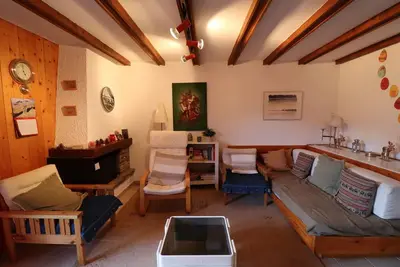 Image de Petit appartement mignon et cosy au rez-de-chaussée d'un immeuble qui se trouve à env. 100m de l'arr