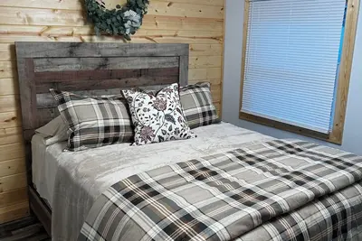 Image de Cozy Heart Lake Cabin Gaylord Mi