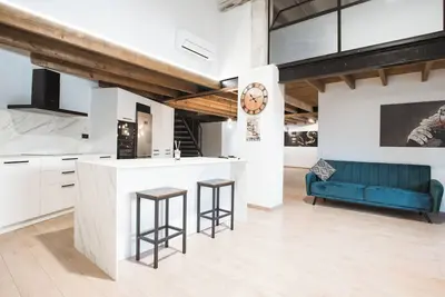 Image de Manresa industrial home