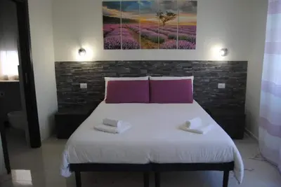 Image de Little Gardens Guest House - Lavender Room