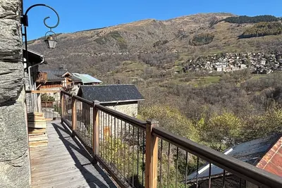Image de Maison rénovée dans hameau authentique des 3 vallées avec vue et Spa