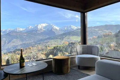 Image de Chalet neuf Combloux\/Megève 10-12p avec vue Mont-Blanc - sauna & salle fitness
