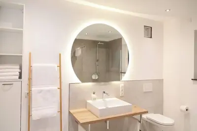 Image de Loft 3 with covered balcony and fantastic panoramic view of the Moselle, near Elz Castle
