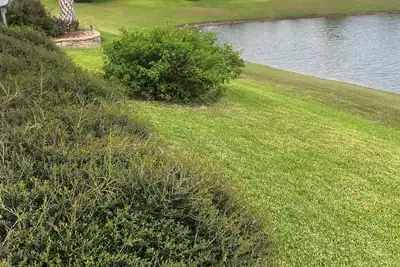 Image de 3 Bedroom 2 Full Bath Furnished Home in fabulous Summerfield w WiFi, Ac, Garage