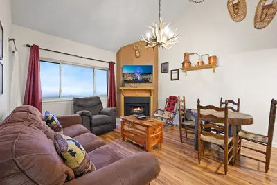 Image de Affordable, Clean, & Cozy Stay in Gatlinburg!