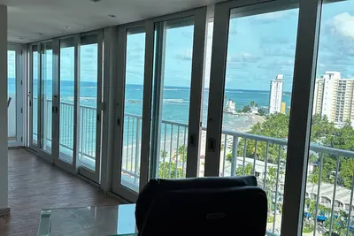 Image de Executive Beachfront - Panoramic Ocean Views and an Unbeatable Location