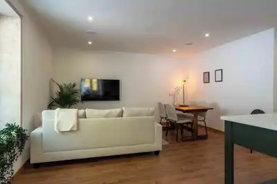 Image de Tradicional Charm House Ii - 2 Bedroom Flat - Blend of luxury, work, and nature
