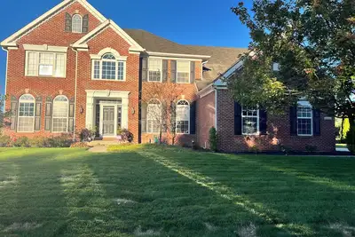 Image de Spacious 4-bedroom house with fitness room one mile from Geist - Fishers