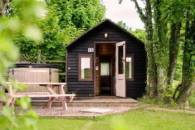 Image de Confort-Shieling With Hot Tub-Cabine-Douche