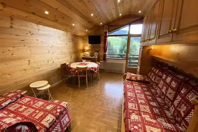 Image de Geräumige Zweizimmerwohnung für 5 Personen im Herzen von Chinaillon