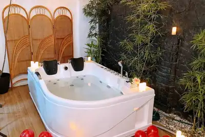 Image de Isabel's Home - 3-bedroom Home with a Hot Tub/Jacuzzi