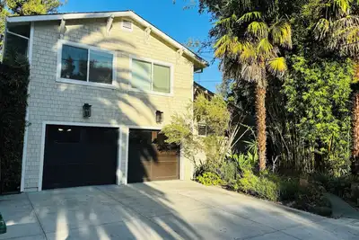 Image de Family getaway in Marin County. Close to S. F. , wine country and Stinson Beach.