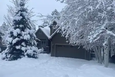 Image de Flagstaff Family Retreat — Game Room, Gym, Fire Pit & Forest Fun!