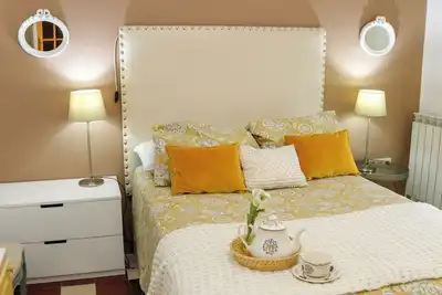 Image de Elegant apartment in Granada by beBalmy