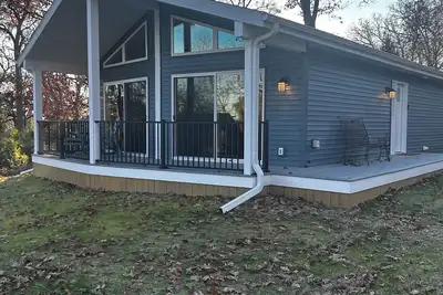 Image de Brand New, Cozy 2-bdrm cottage with 2. 5 baths & 3 beds\nMinutes from Lake Geneva