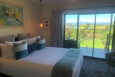 Image de Incredible mountain & sea views\n- 2 Bedrooms apartment