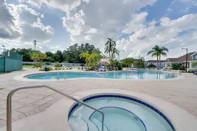 Image de Pool + Patio: Family-Friendly Townhome By Disney!