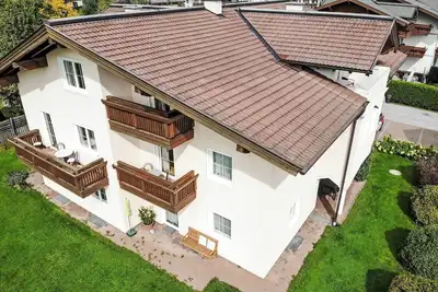 Image de Joli appartement pour 5 personnes avec Tv, balcon et parking