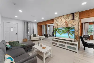 Image de This house is a 3 bedroom(s), 3 bathrooms, located in Orange Park, Fl.
