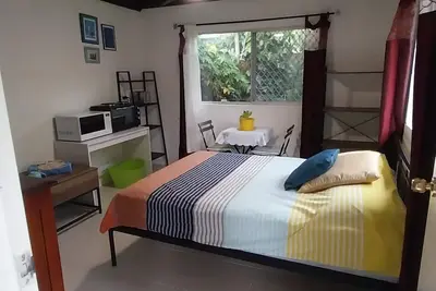 Image de Tranquil beachside studio centrally located to local amenities, transport, shops