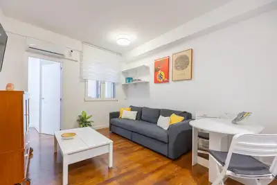 Image de Centrally located apartment in the neighborhood of La Latina in Madrid.