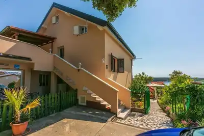Image de Boni in Supetarska Draga - Kvarner Region / Boni in Supetarska Draga - Appartement für 6 Personen Ap3