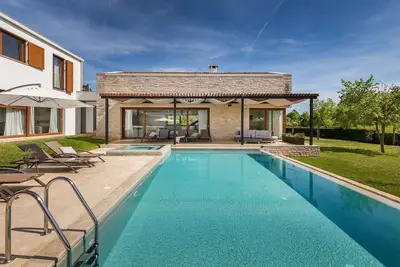 Image de Villa Terra Rossa - belle villa avec grande piscine privée et jacuzzi