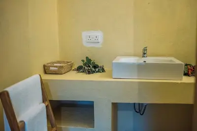 Image de Twin Double Room 6 at Rafiki Retreat