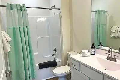 Image de Tourist Home of Richmond 1 Bedroom Apartment - Church Hill North Th01