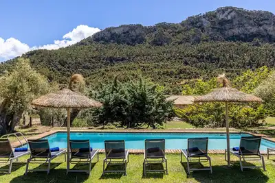 Image de Honor - Rustic villa for up to 16 people
