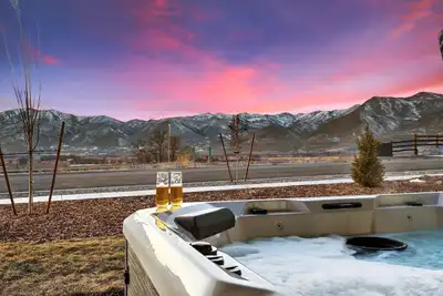 Image de Iron Wolf Ridge Luxury New 6br Home w/Mountain Views