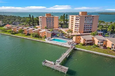 Image de Waterfront 1bd/1ba Sanctuary Suite 5 Mins to Downtown Live Music & Beaches!