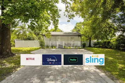 Image de Cozy House in Orlando w/ a Large Fenced Yard 15m to Downtown
