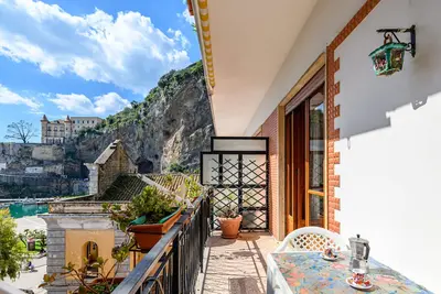 Image de Appartement-Standard-Salle de bain privée séparée-Vue sur Mer de côté-Casa Ca. . .