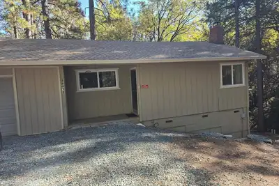 Image de Relaxing cabin in the woods, family and dog friendly
