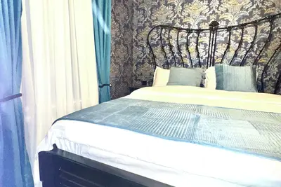 Image de Cozy Chic Studio • Dream Bed • Central Tbilisi