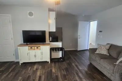 Image de Cozy 1-bedroom apartment in serene Cottonwood with WiFi, Ac