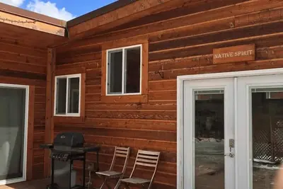 Image de Native Spirit Cabin at Base Camp